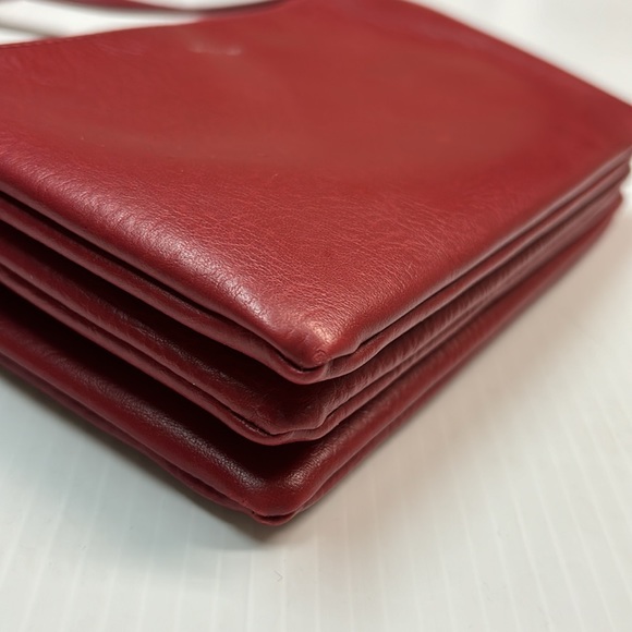 MATT & NAT Triplet Loom Vegan Leather Crossbody Bag in Coral Red. - Picture 9 of 14